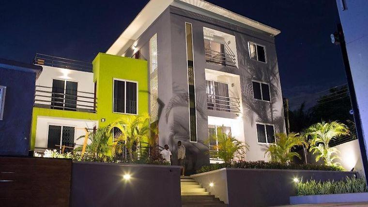 Nuben Court- Kumasi City Eksteriør billede